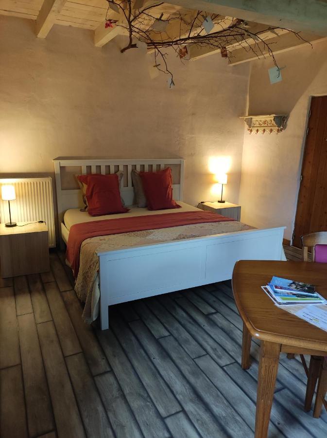 Les 5 Petits Lapins Bed & Breakfast Bar Dış mekan fotoğraf