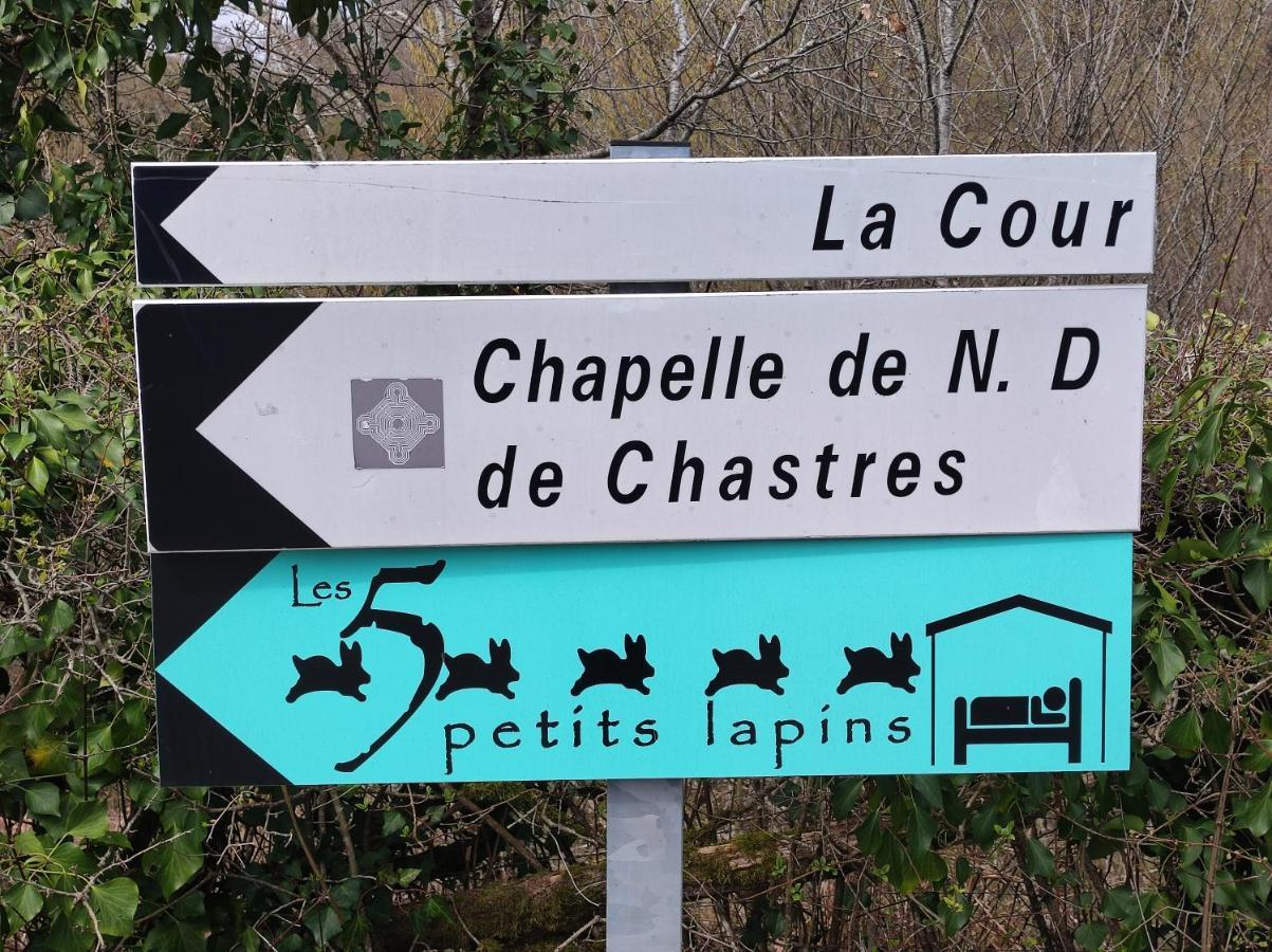 Les 5 Petits Lapins Bed & Breakfast Bar Dış mekan fotoğraf
