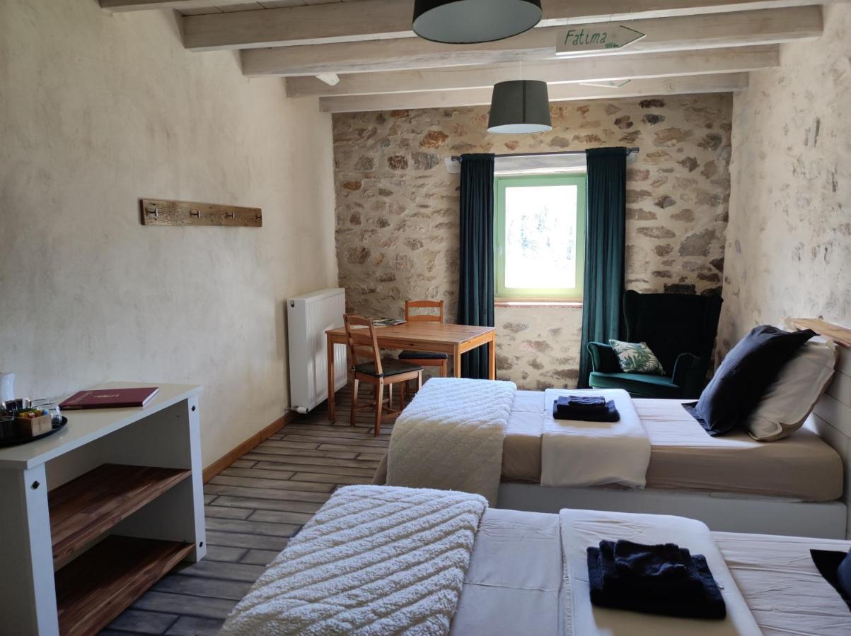 Les 5 Petits Lapins Bed & Breakfast Bar Dış mekan fotoğraf