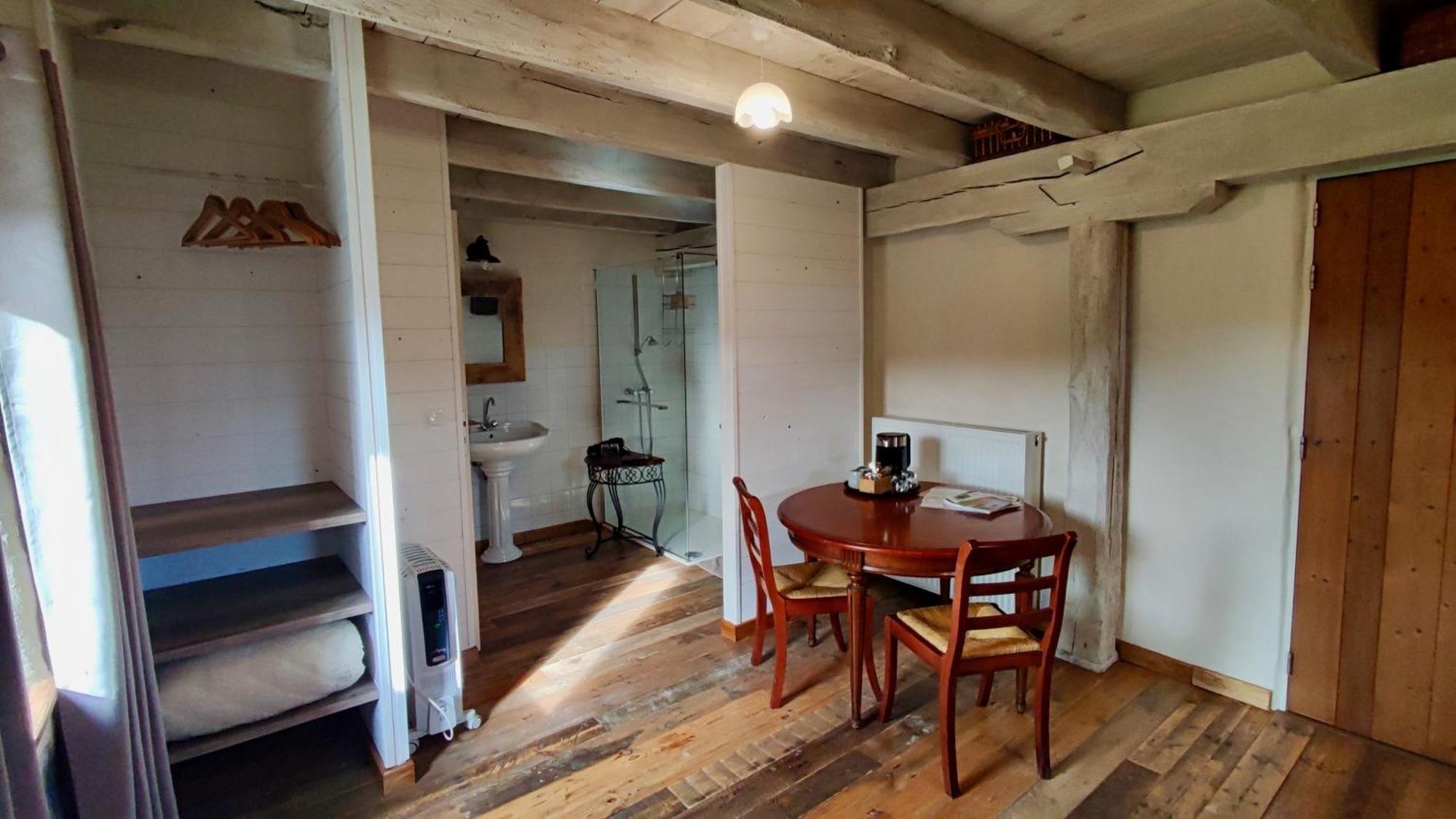 Les 5 Petits Lapins Bed & Breakfast Bar Dış mekan fotoğraf